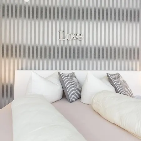 Deluxe Am Münster Apartment